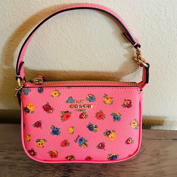 Coach Nolita 15 vintage rose print wristlet nwt - Picture 1 of 3